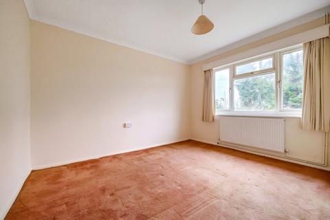 36 Elmside, Milford, Godalming, GU8 5EG