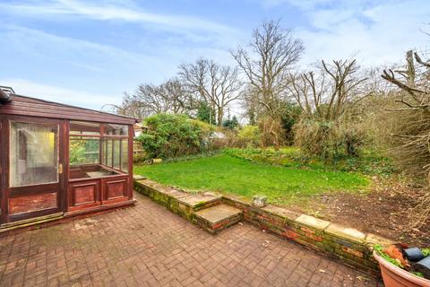 36 Elmside, Milford, Godalming, GU8 5EG