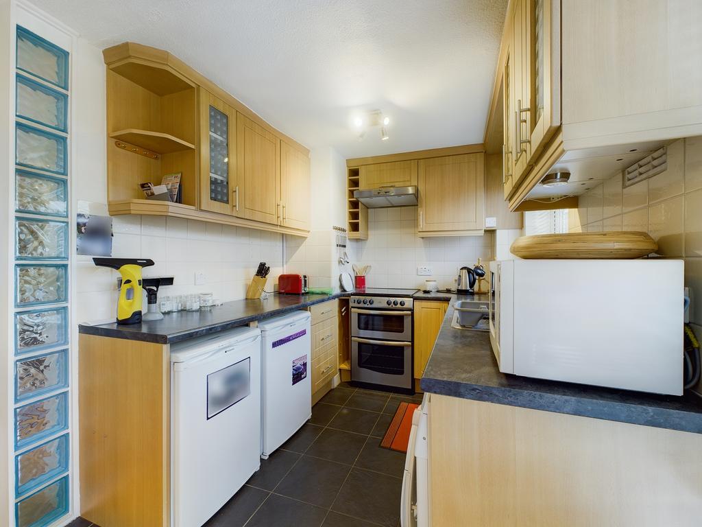 Inglewood Court, Liebenrood Road, Reading, RG30 2 bed for