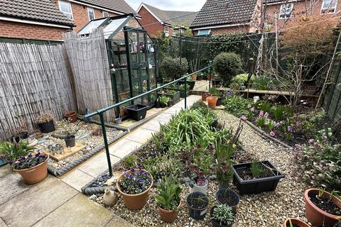 20 Bircher Way, Hucclecote, Gloucester, GL3 3QL
