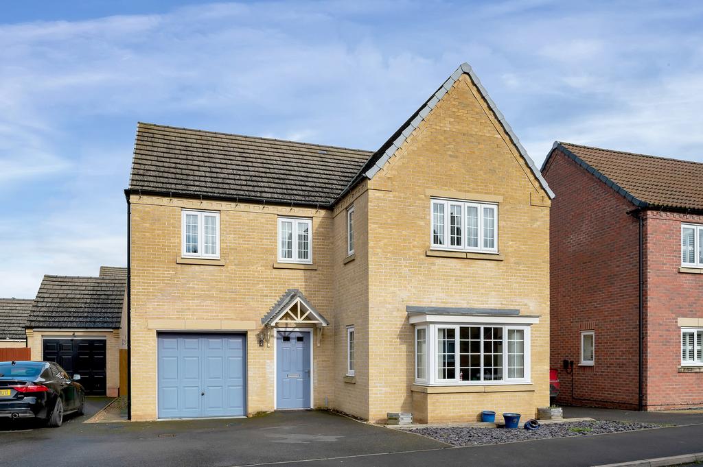 Wheatfield Way, Barleythorpe 4 bed detached house for sale £375,000