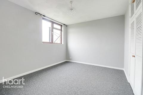 24 Bells Chase, Great Baddow, Chelmsford, CM2 8DT