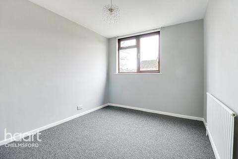24 Bells Chase, Great Baddow, Chelmsford, CM2 8DT