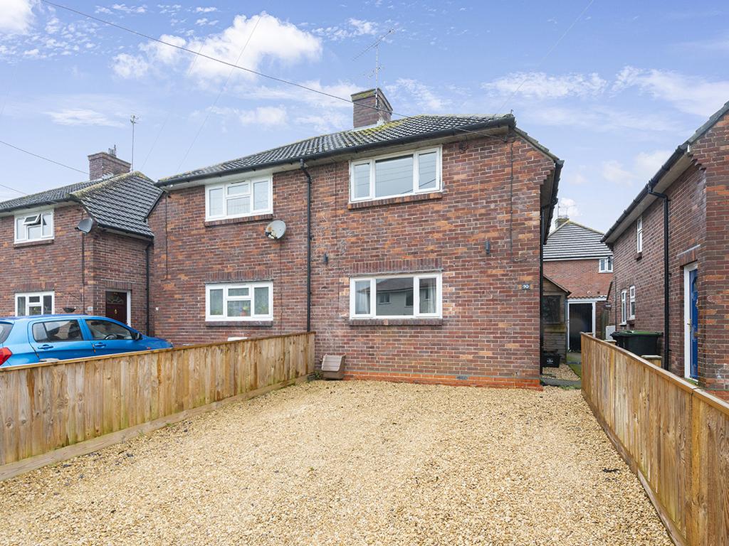 Lenthay Road, Sherborne, Dorset, DT9 2 bed semidetached house £245,000