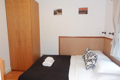 undefined, Fulham Palace Road, Hammersmith, London W6