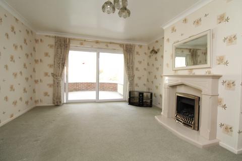 4 bedroom semi-detached house for sale - Bourton Close, Patchway, Bristol, Gloucestershire, BS34