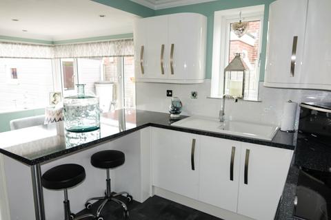 27 Bishops Close, Bognor Regis, PO21 4QR