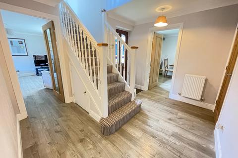 7 Greenside Park, Luton, LU2 7JF