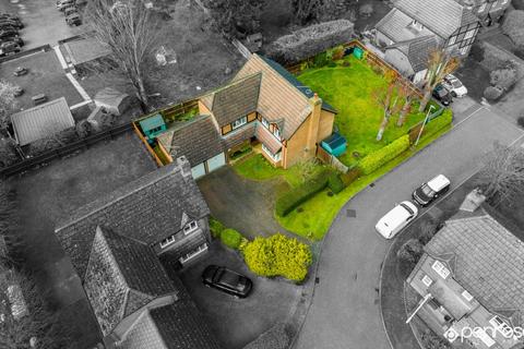 7 Greenside Park, Luton, LU2 7JF