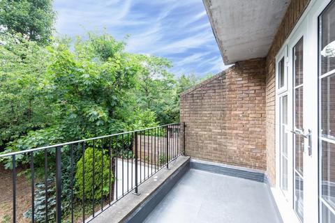 2 bedroom flat for sale, Parkhill Road, Belsize Park, London, NW3