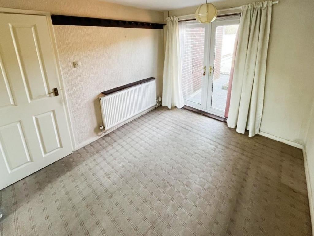 Fir Grove, Redcar, North Yorkshire, TS10 4QH 3 bed semidetached house for sale £140,000