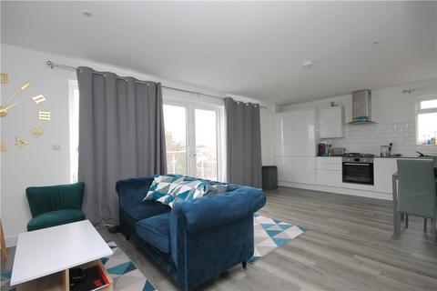 2 bedroom penthouse for sale - Enmore Road, London, SE25