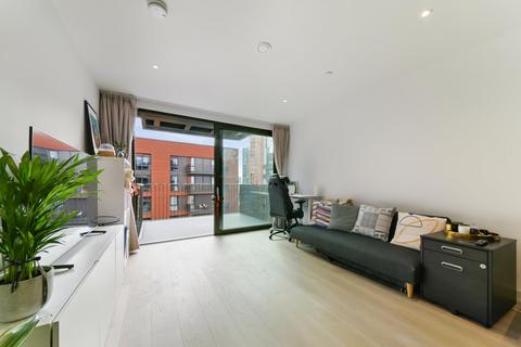 1 bedroom apartment to rent - The Modern, Embassy Gardens, London, SW11