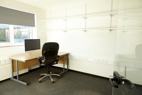 Office to rent, Leesons Hill, Orpington