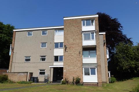 2 bedroom flat to rent, Hoyle Court Road, Baildon, Shipley, West Yorkshire, UK, BD17