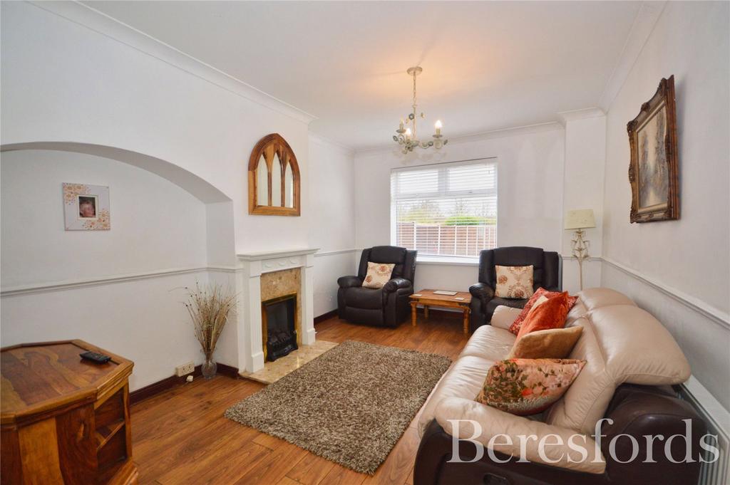 Dunkeld Road, Dagenham, RM8 3 bed end of terrace house £500,000