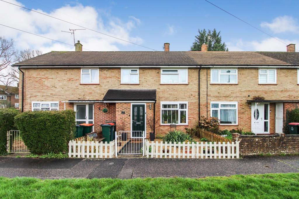 Cherry Lane, Crawley, West Sussex. RH11 7NX 3 bed terraced house for