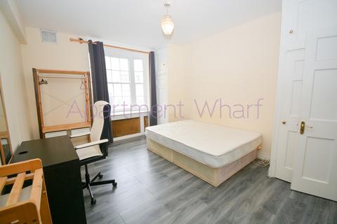 1 bedroom in a flat share to rent, Peters Court Porchester Road    (Paddington), London, W2