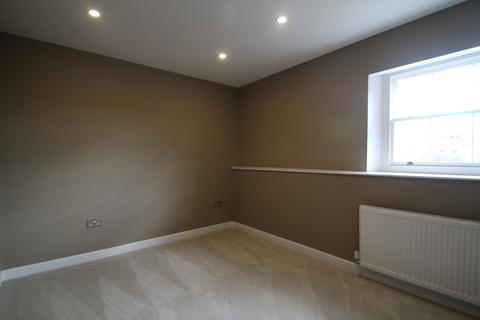 2 bedroom flat to rent, Victoria Street, Wetherby, West Yorkshire, LS22