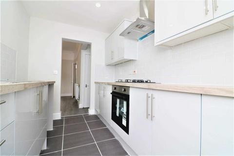 3 bedroom terraced house to rent, Bedford Road, Liverpool