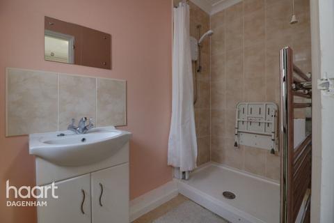 105 Holgate Road, Dagenham, RM10 8ND