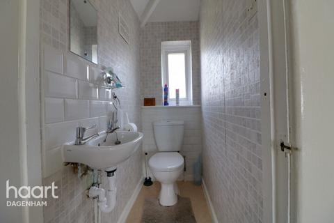 105 Holgate Road, Dagenham, RM10 8ND