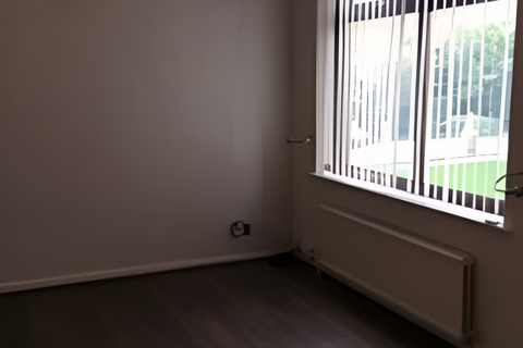 11 Ashleigh Close, Royton, Oldham, OL2 6BE