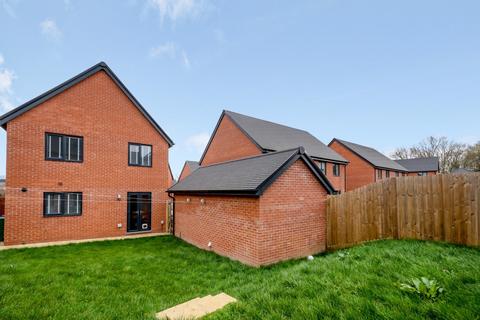 4 bedroom detached house for sale, Brunel Way, Whiteley, Hampshire, PO15