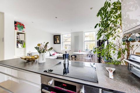 2 bedroom flat for sale - Marloes Road, Kensington, London, W8