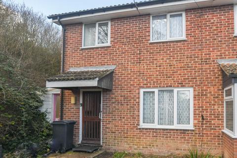 3 bedroom end of terrace house for sale - St. Andrews Gardens, Dover, CT17