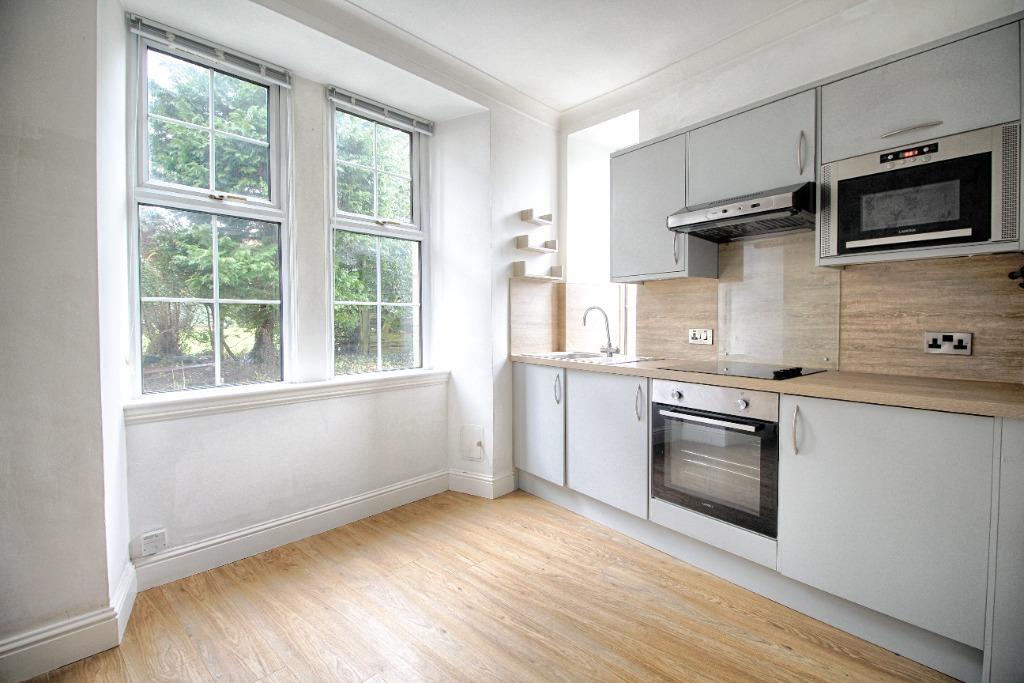 Ramoyle, Dunblane, FK15 1 bed flat £535 pcm (£123 pw)