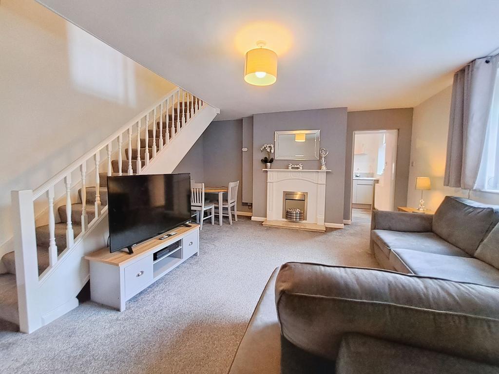 Ethel Terrace, ., Hexham, Northumberland, NE46 3DA 2 bed terraced house