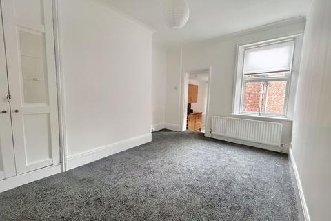153 Avenue Road, Gateshead, NE8 4JH