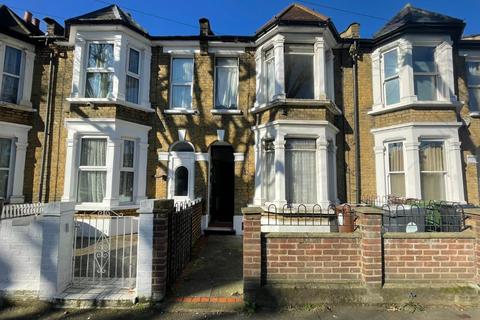 11 Cambrian Road, London, E10 7JE