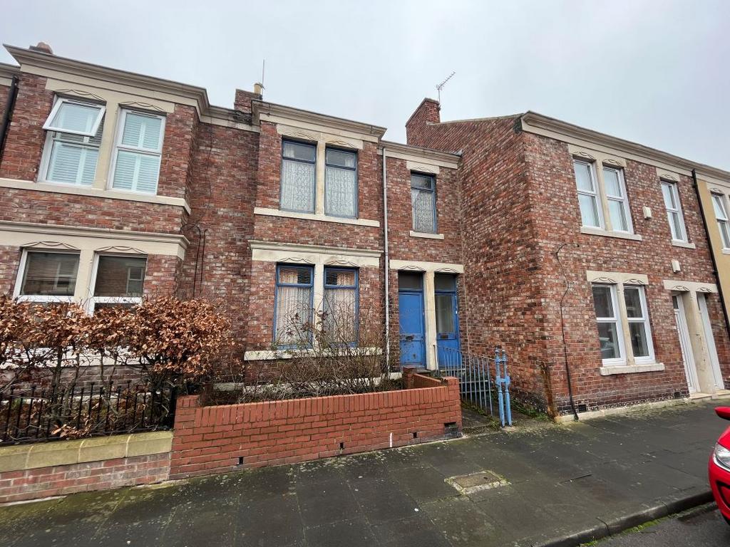 9597 Windsor Avenue, Gateshead, Tyne... 5 bed terraced house £95,000