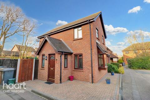 127 Pollards Green, Chelmsford, CM2 6UX