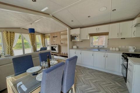 2 bedroom static caravan for sale, Badgers Retreat Park