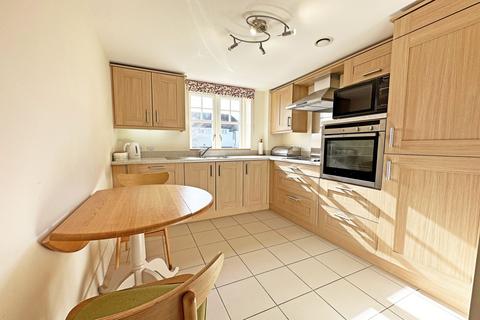 2 bedroom apartment for sale, High Street, Knowle, B93