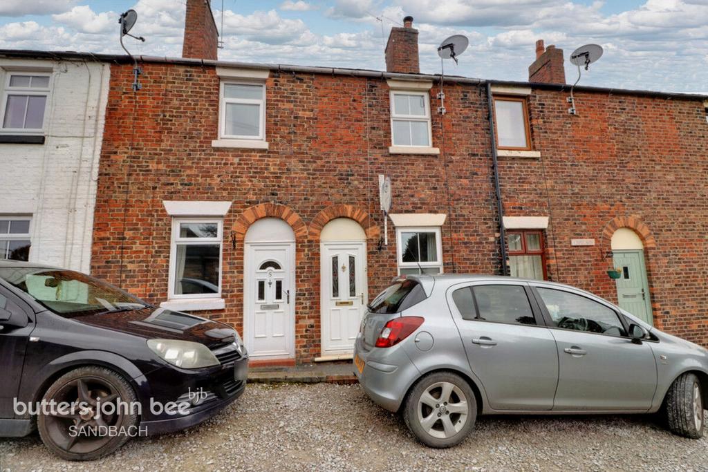 Mill Row, Sandbach 2 bed terraced house for sale £160,000