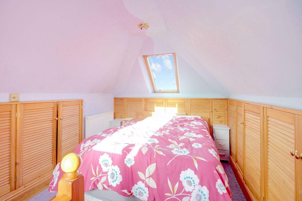 Bedroom 3 (Double)