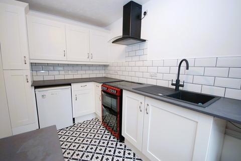 2 bedroom terraced house to rent, 10 Kesworth Drive, Priorslee, Telford, Shropshire