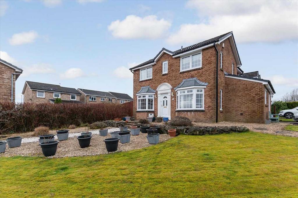 Bellflower Grove, Stewartfield, EAST KILBRIDE 4 bed detached house for