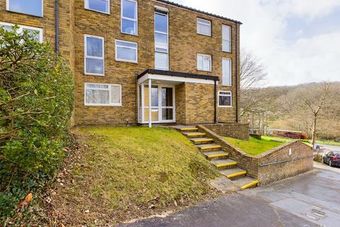 51 Markfield, Croydon, CR0 9HL
