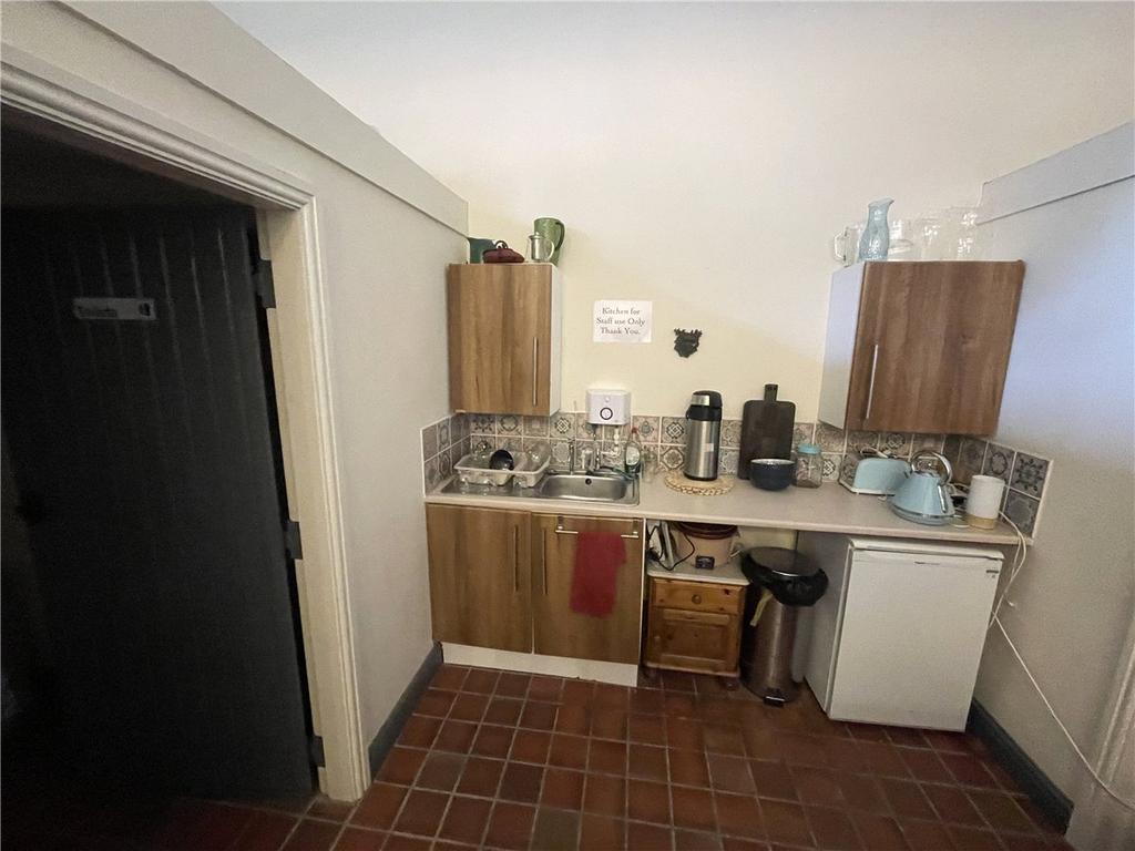 Communal Kitchen