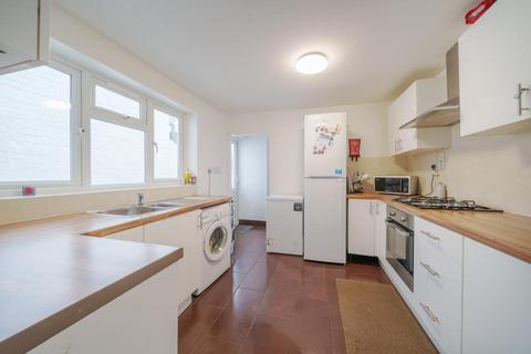 70 Addington Road, Reading, RG1 5PX