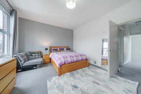 70 Addington Road, Reading, RG1 5PX