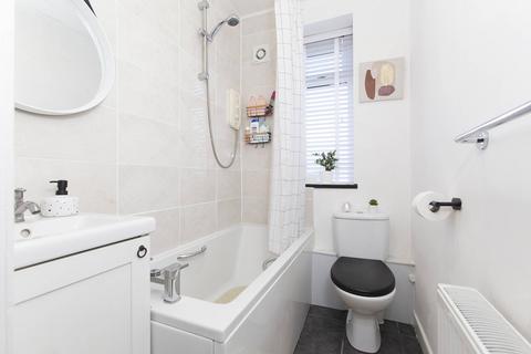 49/1 Craigentinny Road, Edinburgh, EH7 6RL