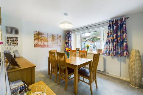 47 Haycroft Drive, Matson, Gloucester, GL4 6XX