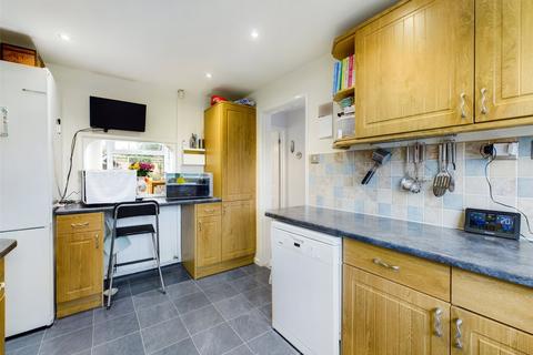 47 Haycroft Drive, Matson, Gloucester, GL4 6XX