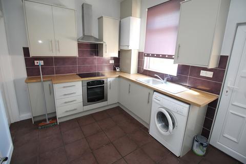 2 bedroom end of terrace house to rent, Barker Street, Mexborough S64